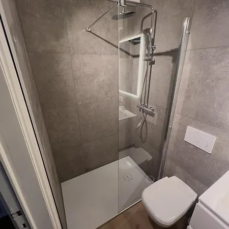 Zonnig, Ruim Op A+ Locatie!