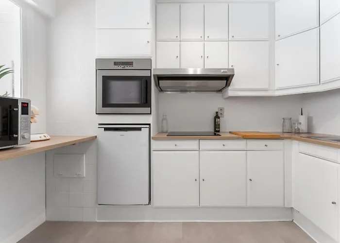 Διαμέρισμα Zonnig, Ruim Op A+ Locatie!