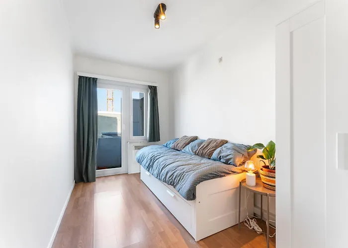 Zonnig, Ruim Op A+ Locatie! * Οστένδη