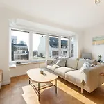 Zonnig, Ruim Op A+ Locatie! Apartment *